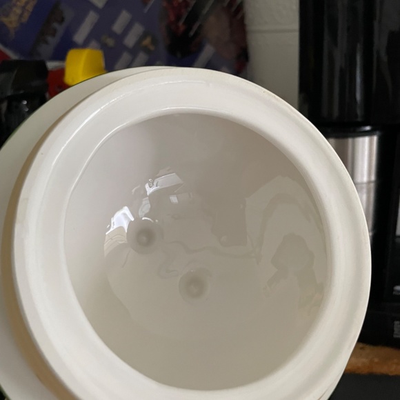 Older rooster canister - Picture 4 of 6